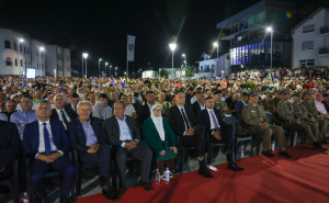 Foto: Kabinet Denisa Bećirovića / Denis Bećirović u Bužimu