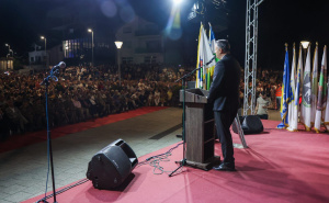 Foto: Kabinet Denisa Bećirovića / Denis Bećirović u Bužimu