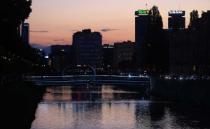 Foto: Dž.K. / Radiosarajevo.ba / Sarajlije uživaju u festivalskoj atmosferi