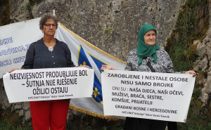Foto: AA / Obilježena 33. godišnjica zločina na Korićanskim stijenama