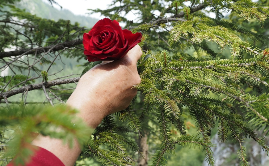 Obilježena 33. godišnjica zločina na Korićanskim stijenama