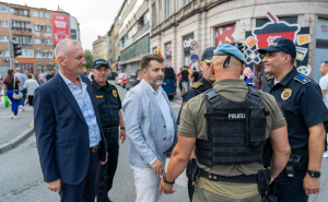 Foto: MUP KS / Katica i Hajdarević obišli policijske službenike