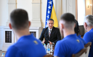 Foto: N. G. / Radiosarajevo.ba / Prijem košarkaške reprezentacije BiH kod Bećirovića