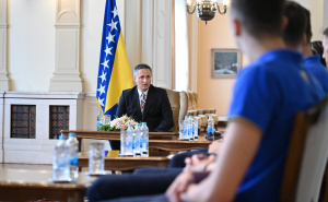 Foto: N. G. / Radiosarajevo.ba / Prijem košarkaške reprezentacije BiH kod Bećirovića