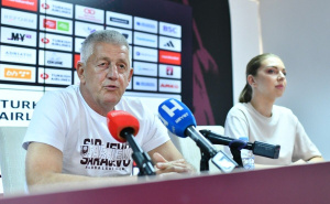 Foto: A. K. / Radiosarajevo.ba / Husref Musemić pred utakmicu s Rudarom