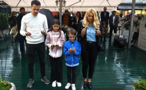 Foto: Dž. K. / Radiosarajevo.ba / Obilježena 33. godišnjica masakra na Trgu solidarnosti