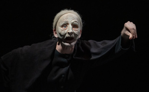 Foto: NPS / Stare dame koje beru koprive