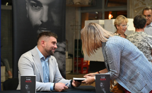 Foto: N.G / Radiosarajevo.ba / Promocija knjige 'Ja sam Alen' u BKC-u