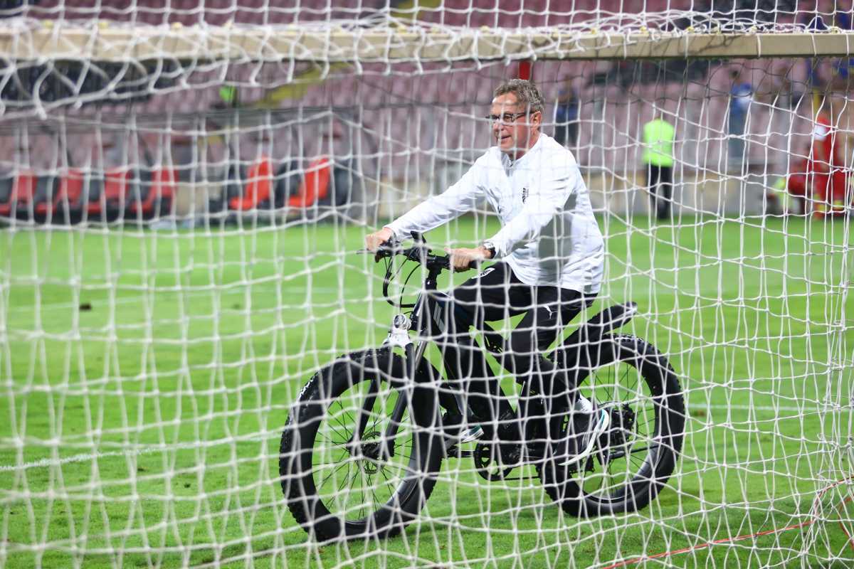 Ralf Rangnick na teren ušao na biciklu