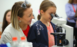 Foto: Noć istraživača / Evropska noć istraživača 2025 stiže u 11 gradova BiH