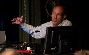 Foto: N. G. / Radiosarajevo.ba / Predstava „Libera Me“ i performans „Mrzim pozorište“