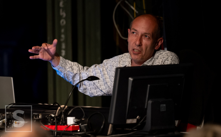 Predstava „Libera Me“ i performans „Mrzim pozorište“