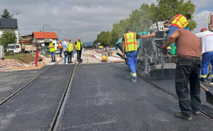 Foto: Vlada KS / Izgradnja kružnog toka, Sokolović Kolonija