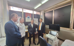Foto: Ustupljene fotografije / Ultrazvučni aparat za srce u Tuzli