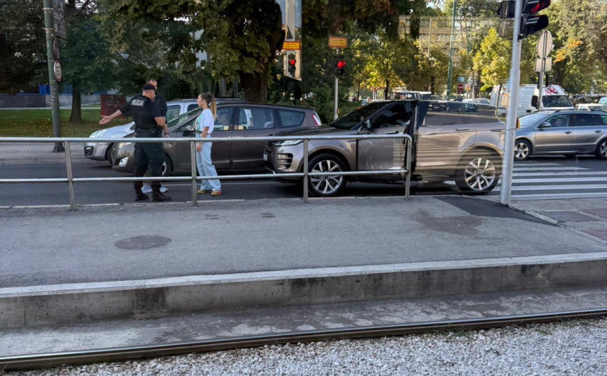 Saobraćajna nesreća na Socijalnom