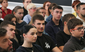 Foto: Vlada KS / Prezentacija nastavnog materijala