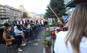 Foto: Dž. K. / Radiosarajevo.ba / Nastup KUD Lola na "Šetnici kulture"