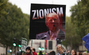 Foto: EPA - EFE / Transparenti protiv Donalda Trumpa u Londonu