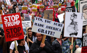 Foto: EPA - EFE / Transparenti protiv Donalda Trumpa u Londonu