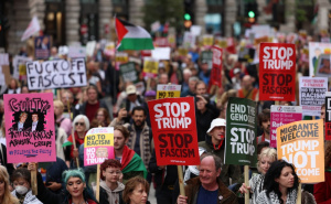 Foto: EPA - EFE / Transparenti protiv Donalda Trumpa u Londonu