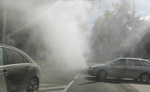 Foto: Čitatelj / Požar na automobilu na Ciglanama