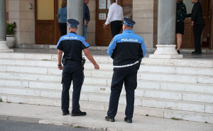 Foto: E. L. / Radiosarajevo.ba / Policajci u Kantonu Sarajevo/Ilustracija