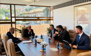 Foto: Federalno ministarstvo raseljenih osoba i izbjeglica / Reis Kavazović, Dizdar i Suljagić na sastanku