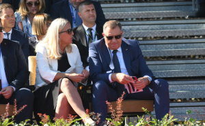 Foto: Amir Hamzagić / Nova.rs / Centralni redovi na vojnoj paradi i sporedni