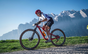 Foto: Press / Biciklistkinja Lejla Njemčević