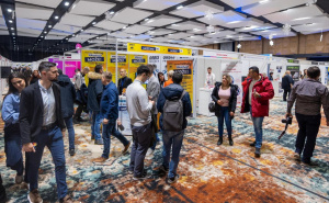 Foto: 100 EXPO / Sajam - štandovi