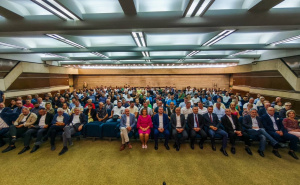 Foto: Federalno ministarstvo raseljenih osoba i izbjeglica / Potpisani ugovori za očuvanje radnih mjesta povratnika za oko 700 radnika