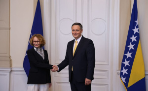 Foto: E. L. / Radiosarajevo.ba / Radmila Šekerinska sa Denisom Bećirovićem