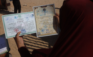 Foto: Anadolija / Palestinka živi na groblju