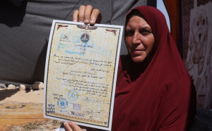 Foto: Anadolija / Palestinka živi na groblju