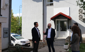 Foto: SOS Dječija sela / Afan Kalamujić i rukovodstvo SOS Dječija sela BiH