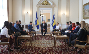 Foto: Kabinet Denisa Bećirovića / Bećirović s Barlovom i Zulfićem