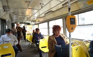 Foto: Dž. K. / Radiosarajevo.ba / Elektronski poništivač karata u tramvaju