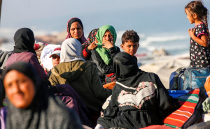 Foto: Anadolija / Palestinci bježe od izraelskih napada