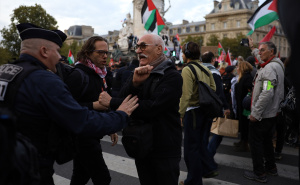 Foto: AA / Protesti u Parizu