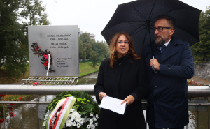 Foto: Dž. K. / Radiosarajevo.ba / Polaganje cvijeća