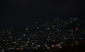 Foto: N.G./Radiosarajevo.ba / Pogled na Sarajevo noću