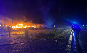 Foto: Facebook / Požar na pijaci "Arizona"