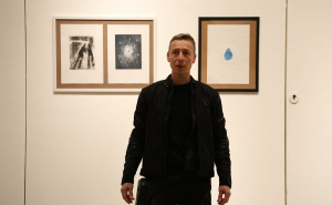 Foto: E. L. / Radiosarajevo.ba / Izložba "Grafika poezije: Dijalog"