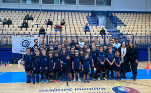 Foto: Italijanska ambasada u Sarajevu / Djeca iz ranjivih sredina dobila nove dresove