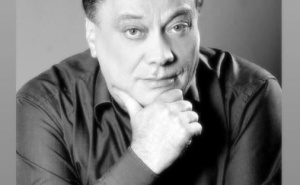 Foto: Instagram / Akademik Mirko Pejanović oprostio se od Halida Bešlića