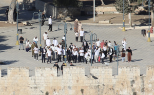 Foto: Anadolija / Izraelski doseljenici upali u Al - Aqsu
