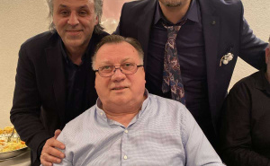 Foto: Ustupljena fotografija / Dino Muharemović, Halid Bešlić i Mirko Šenkovski Geronimo