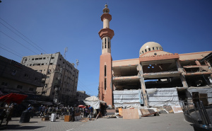 Foto: AA / Stotine vjernika na džuma namazu u Gazi