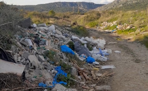 Foto: Ustupljena fotografija / Divlje deponije na lokaciji Badanj