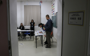 FOTO: AA / Biračka mjesta na lokalnim izborima na Kosovu